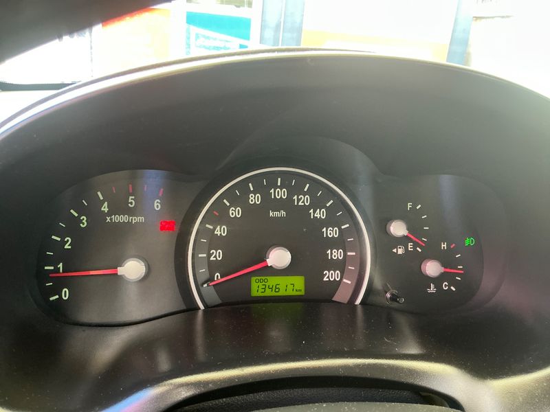 Kia Carnival 2.9 CRDi VGT Emotion — zdjęcie 4