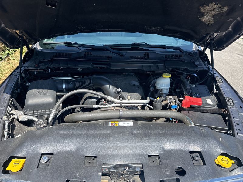 Dodge Ram 1500 5.7 V8 4x4 — zdjęcie 8