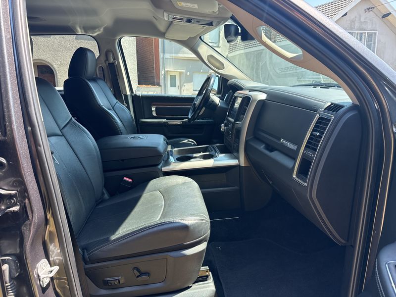 Dodge Ram 1500 5.7 V8 4x4 — zdjęcie 10