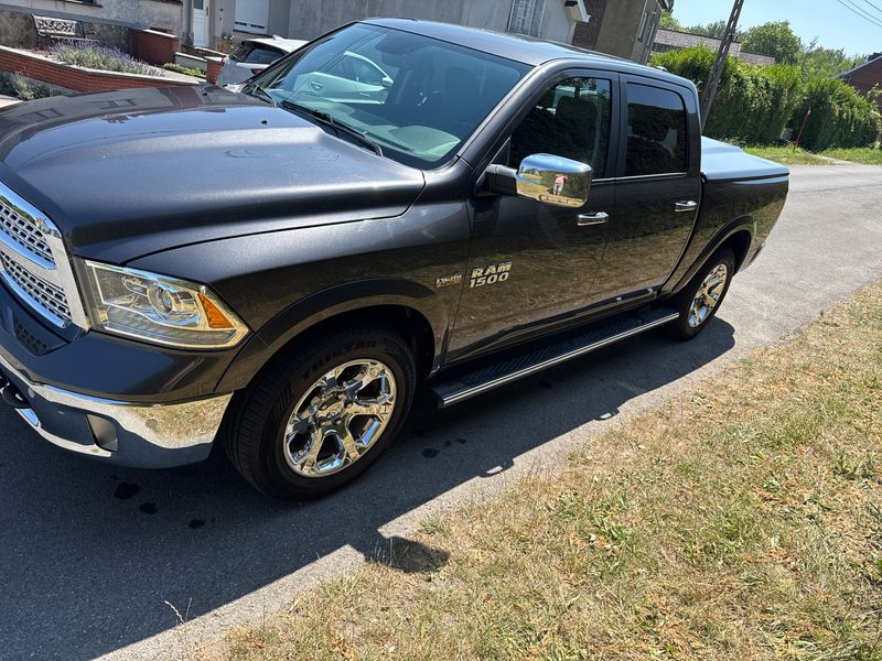 Dodge Ram 1500 5.7 V8 4x4 — zdjęcie 21