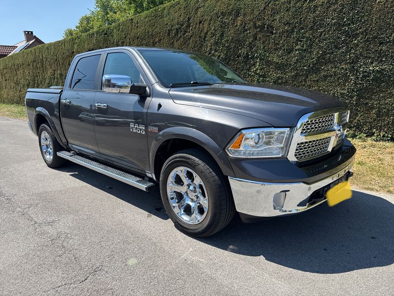 Dodge Ram 1500 5.7 V8 4x4 — zdjęcie 23