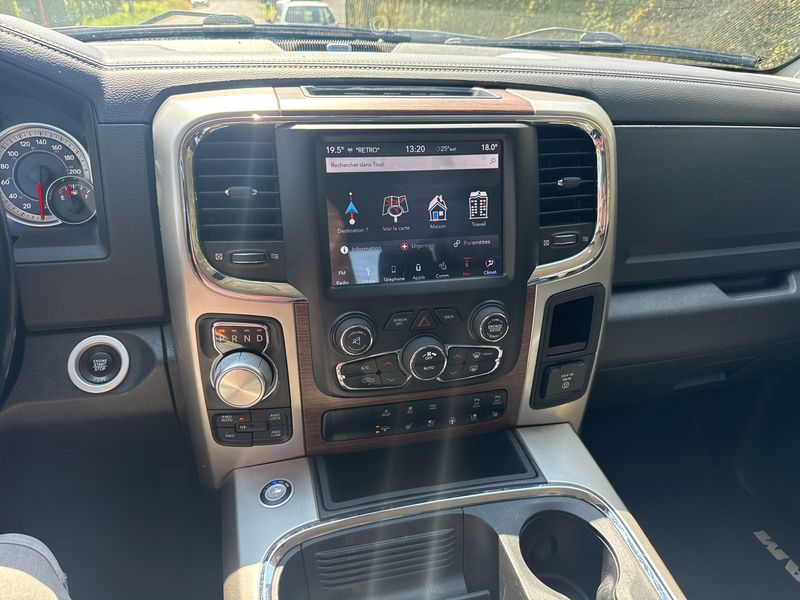 Dodge Ram 1500 5.7 V8 4x4 — zdjęcie 13
