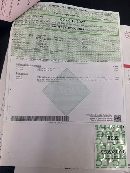 Dodge Ram 1500 5.7 V8 4x4 — zdjęcie 16
