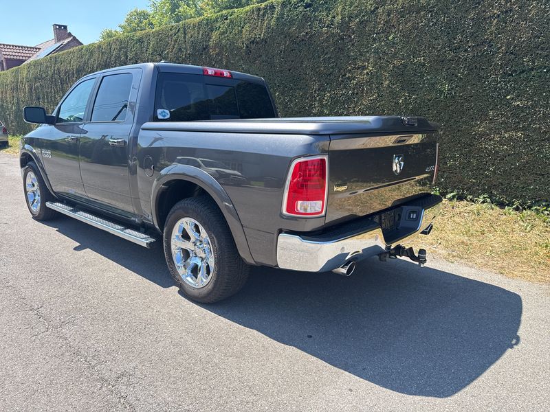 Dodge Ram 1500 5.7 V8 4x4 — zdjęcie 3