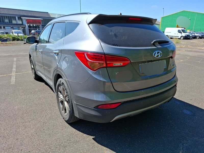 Hyundai Santa Fe 2.2 CRDi Intuitive 2WD — zdjęcie 3
