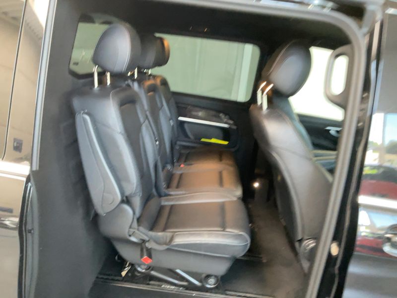 Mercedes-Benz V-Klasse V 250 d AVANTGARDE extralang — zdjęcie 14