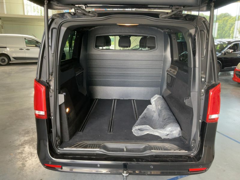 Mercedes-Benz V-Klasse V 250 d AVANTGARDE extralang — zdjęcie 10