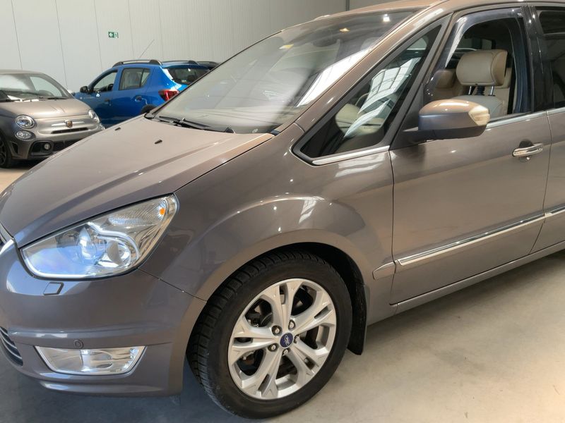 Ford Galaxy 2.0 TDCi Titanium — zdjęcie 2