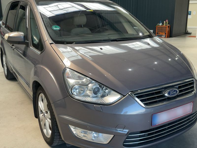 Ford Galaxy 2.0 TDCi Titanium — zdjęcie 8