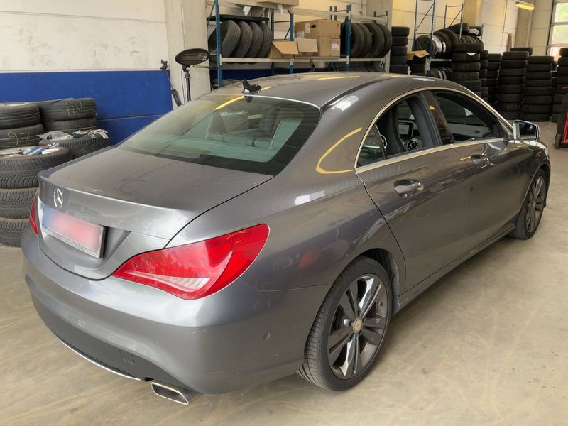 Mercedes-Benz CLA-Klasse CLA 180 Urban 2014 – снимка 8