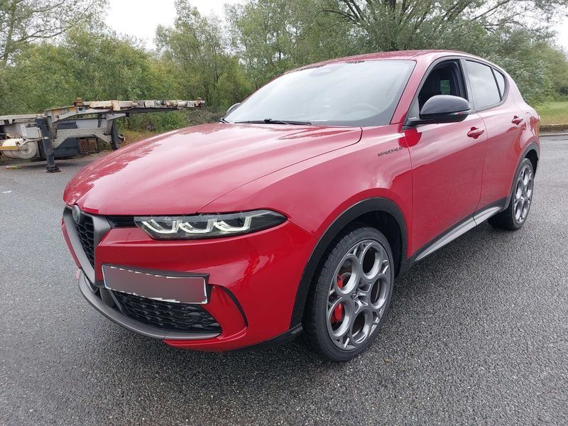 Alfa Romeo 2023 — photo 1