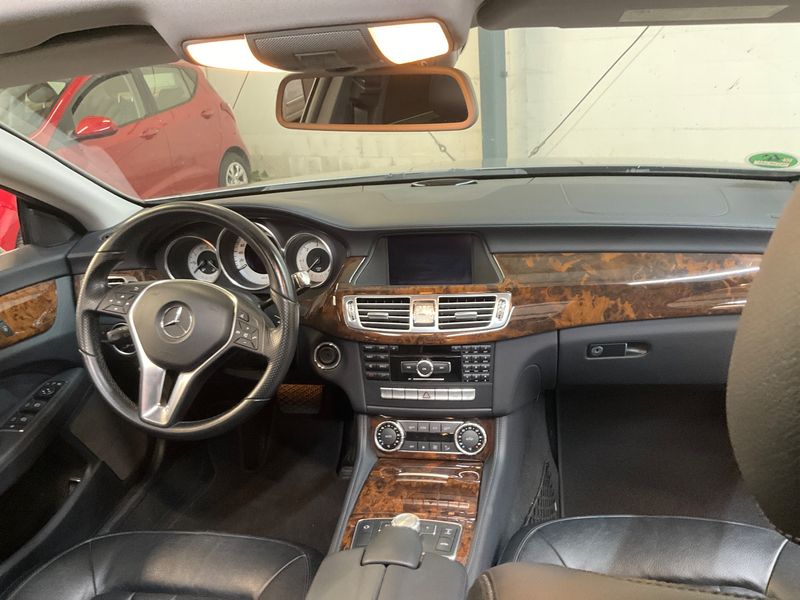 Mercedes-Benz CLS-Klasse CLS 350 d BlueEfficiency — zdjęcie 12