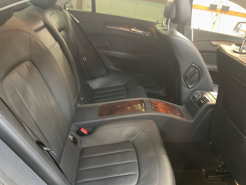 Mercedes-Benz CLS-Klasse CLS 350 d BlueEfficiency — zdjęcie 14