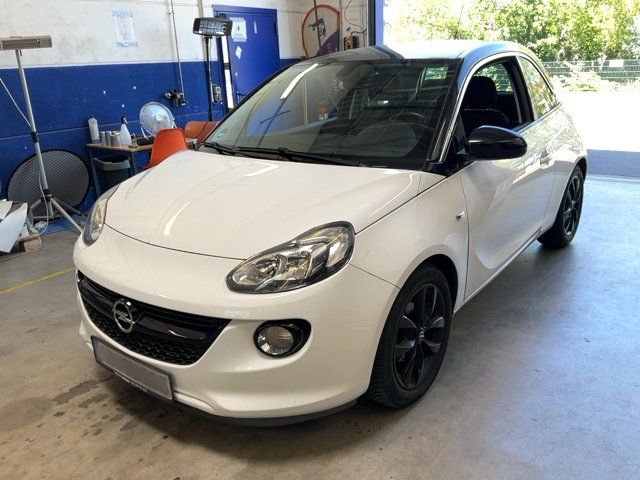 Opel Adam 2015