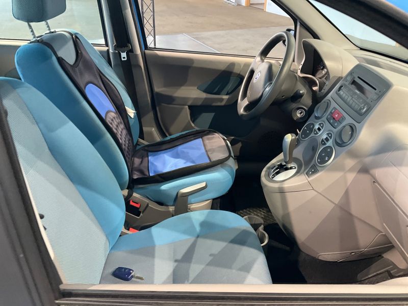 Fiat Panda 1.2 Emotion — zdjęcie 3