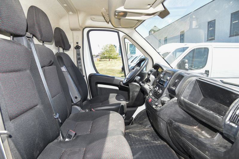 Citroen Jumper 2.2 Blue-HDi 35 L2H2 Komfort Plus — zdjęcie 10