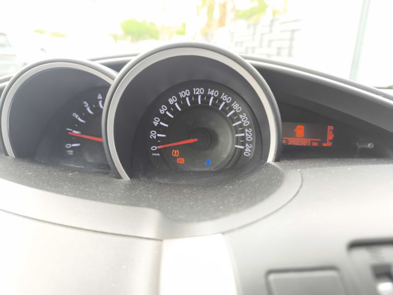 Toyota Verso 1.6 D-4D SkyView Edition — zdjęcie 12