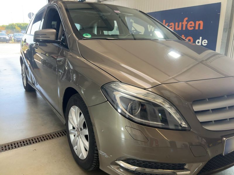 Mercedes-Benz B-Klasse B 180 — zdjęcie 8