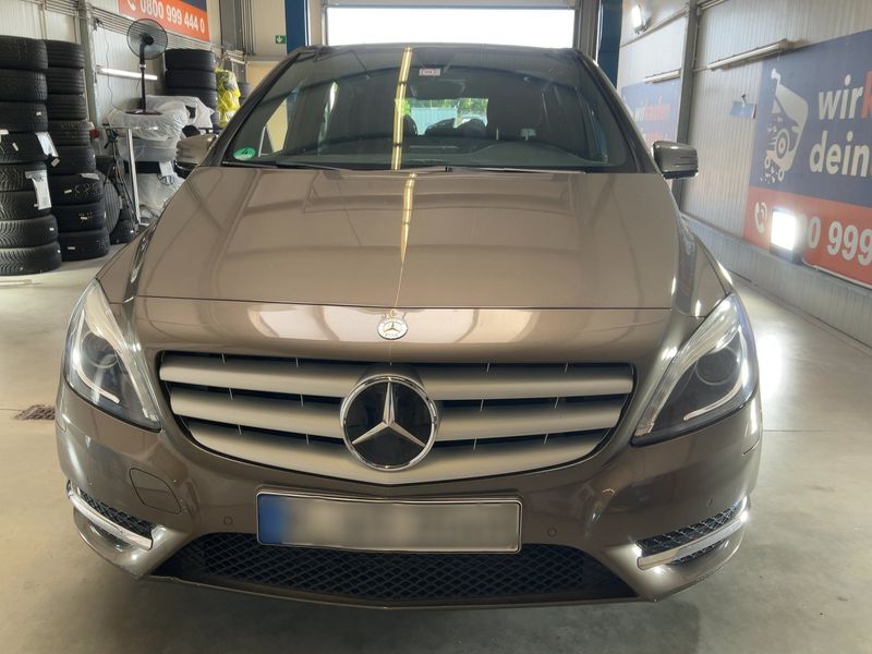 Mercedes-Benz B-Klasse B 180 — zdjęcie 9