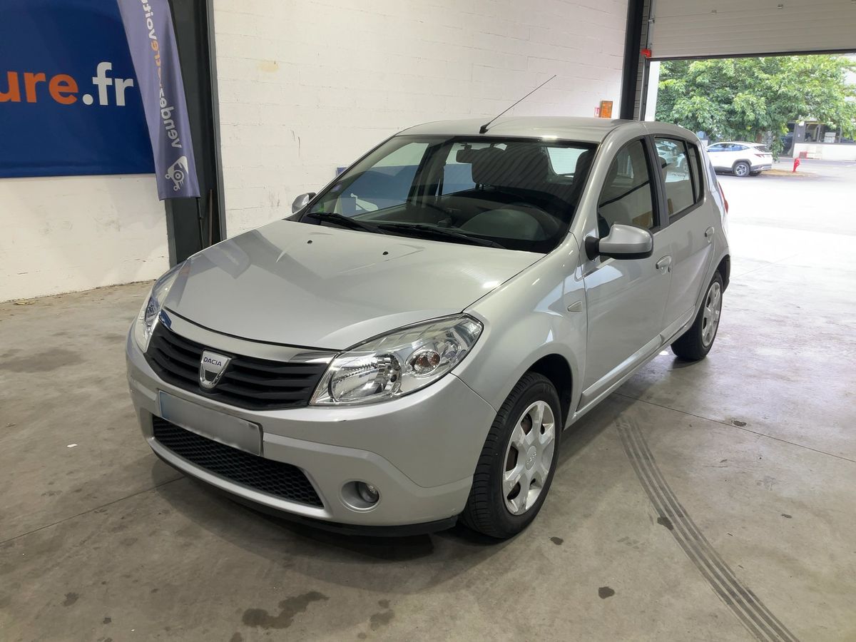 Dacia Sandero 2010