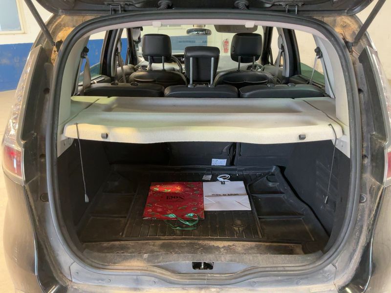 Renault Scenic 1.5 dCi Energy Bose — zdjęcie 10