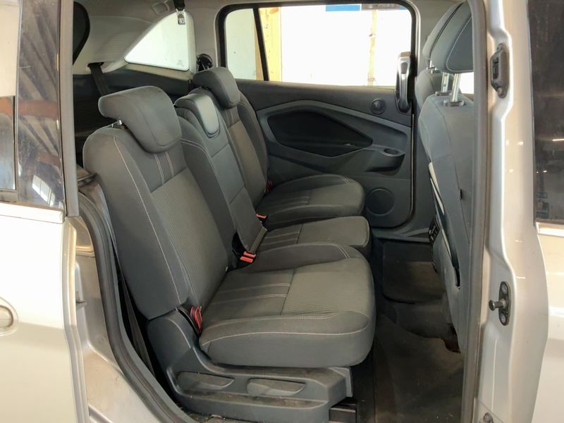 Ford Grand C-Max 1.6 TDCi Titanium — zdjęcie 14