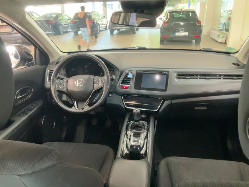 Honda HR-V 1.5 i-VTEC Elegance — zdjęcie 12