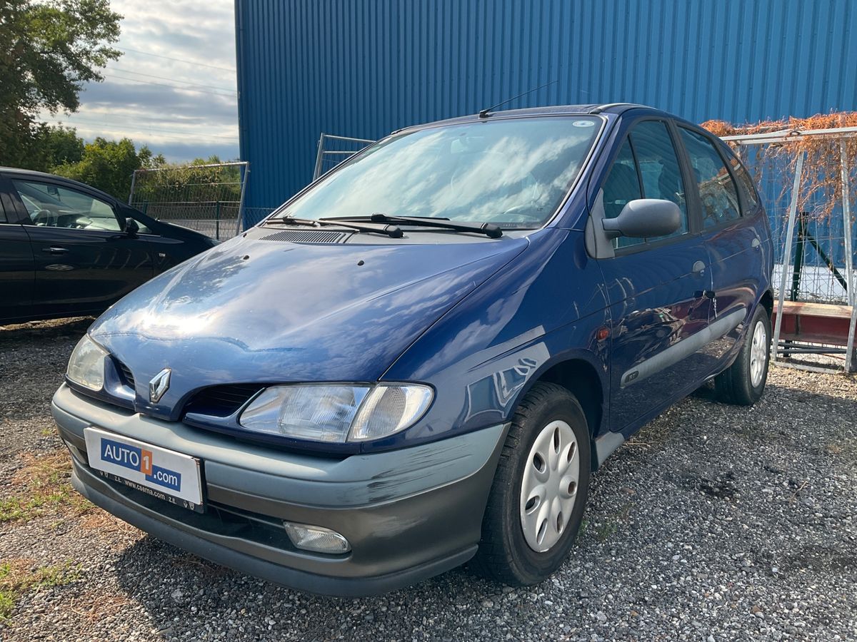 Renault Megane 1.6 RN Century