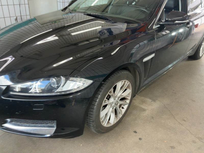 Jaguar XF 2.2 D — zdjęcie 2