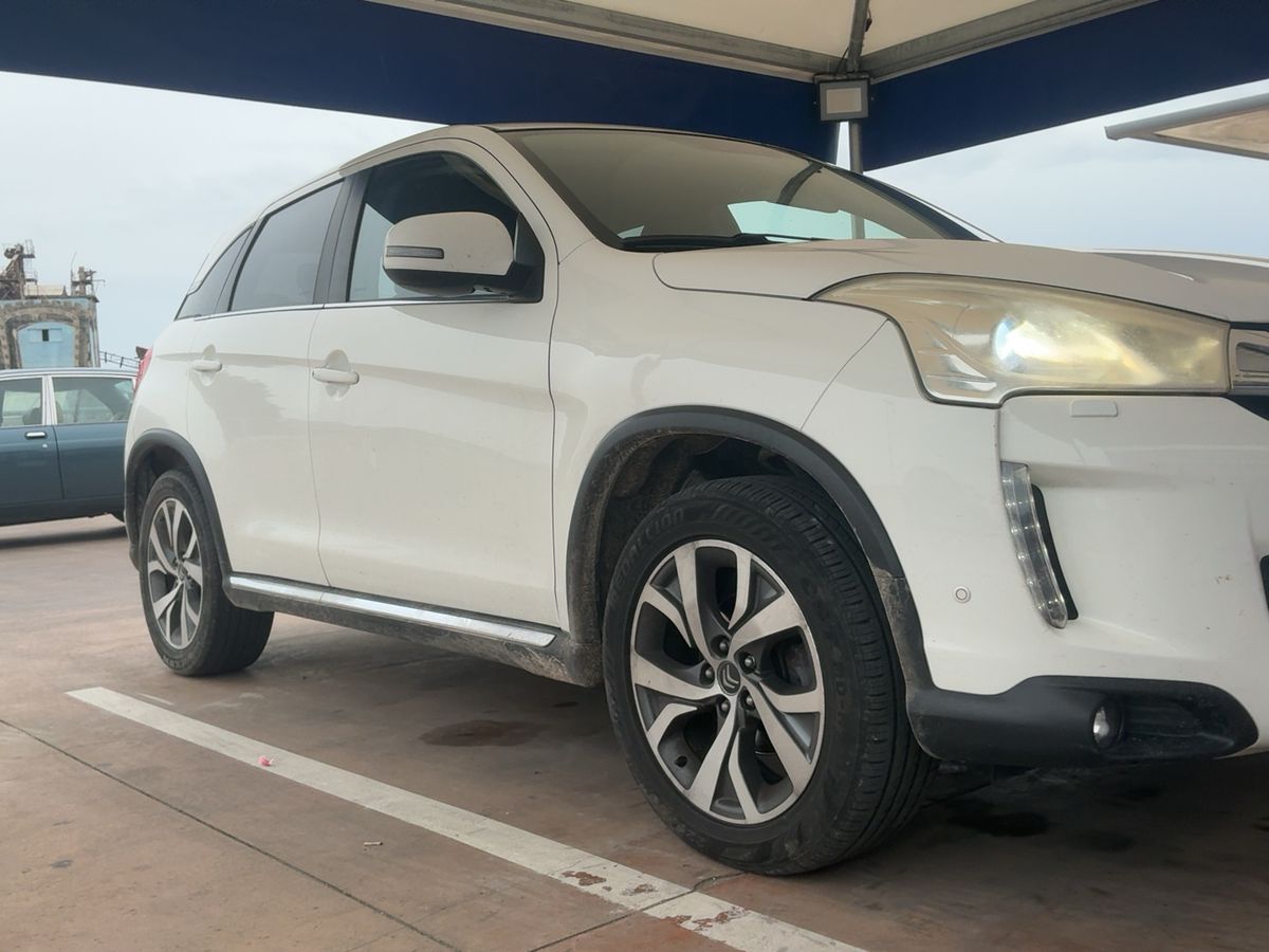 Citroen C4 Aircross 1.8 HDi Exclusive 4WD - Immagine 5