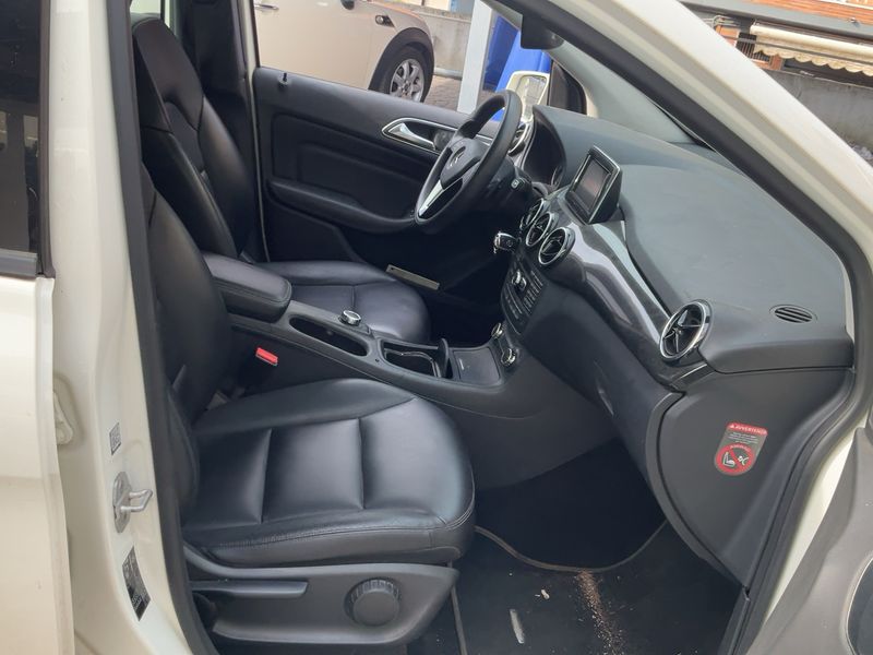 Mercedes-Benz B-Klasse B 180 CDI Executive 2014 – снимка 16