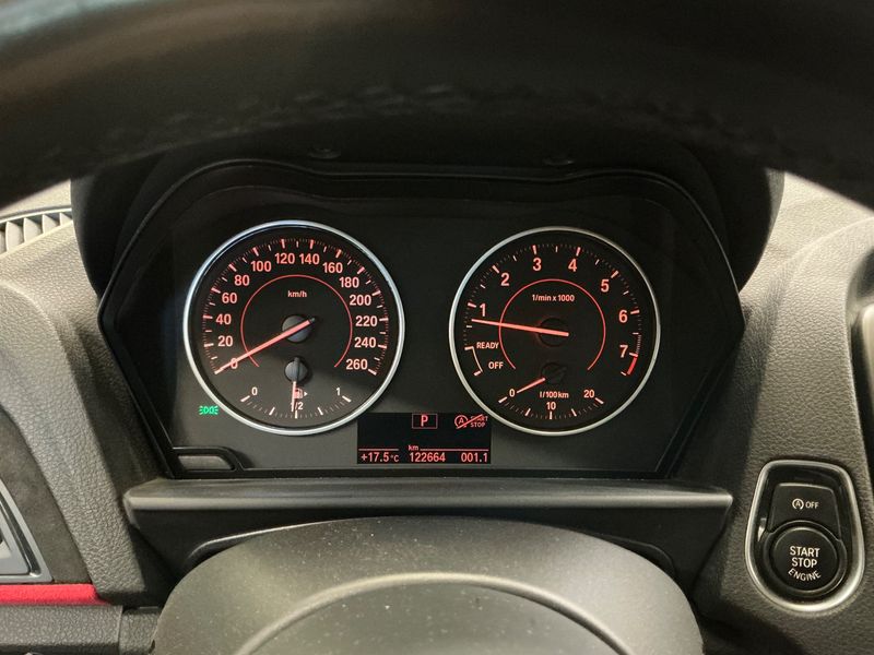 BMW 1er M135i xDrive — zdjęcie 13