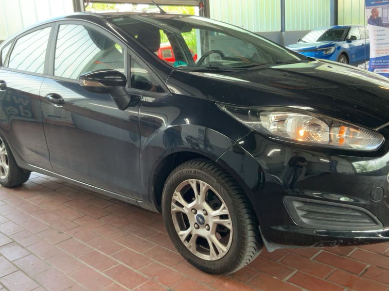Ford Fiesta 1.25 SYNC Edition — zdjęcie 8