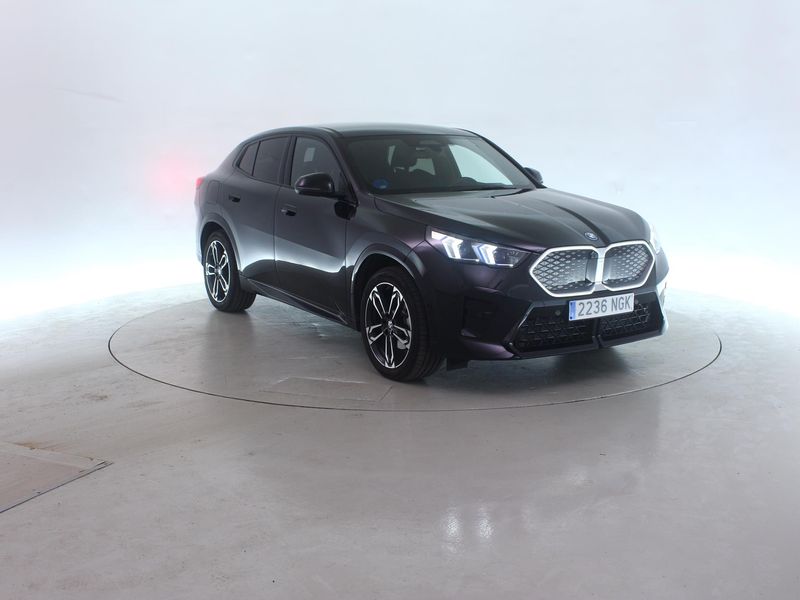 BMW iX2 eDrive20 M Sport — zdjęcie 6
