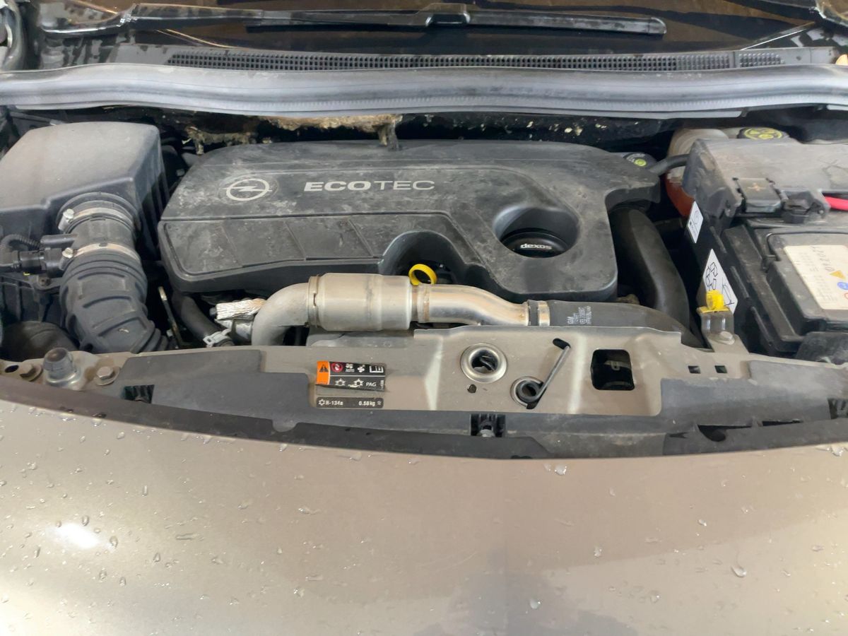 Opel Meriva 2014 — photo 24