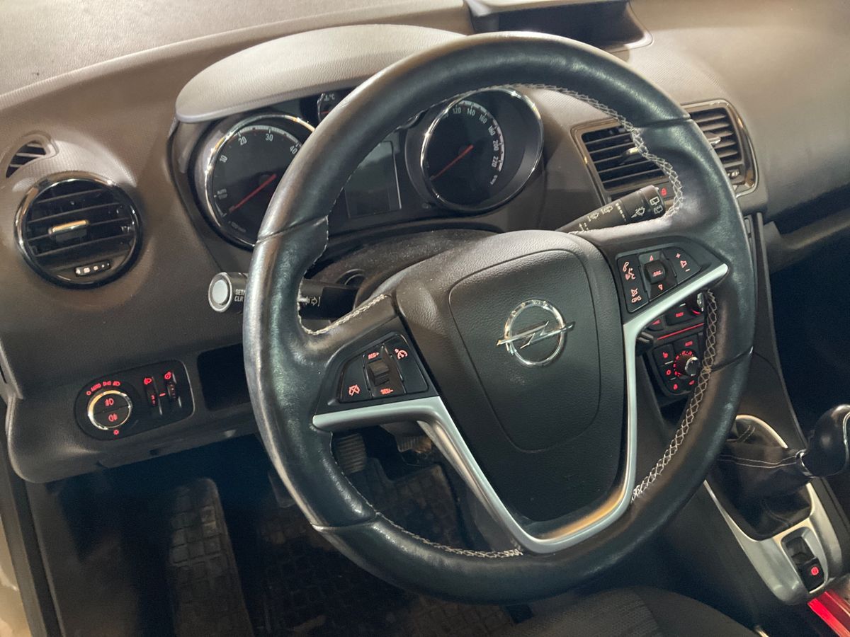 Opel Meriva 2014 — photo 49