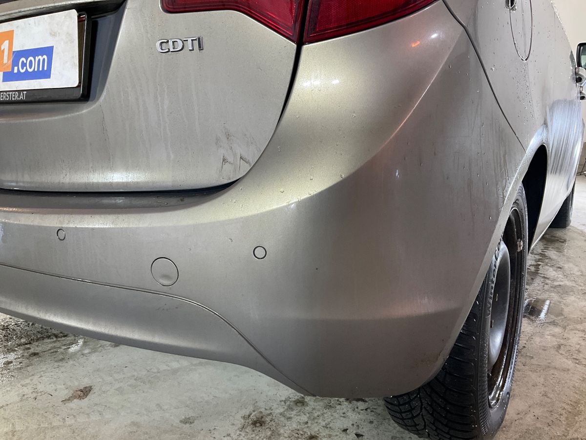 Opel Meriva 2014 — photo 61