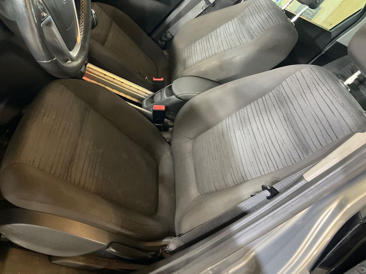 Opel Meriva 2014 — photo 48