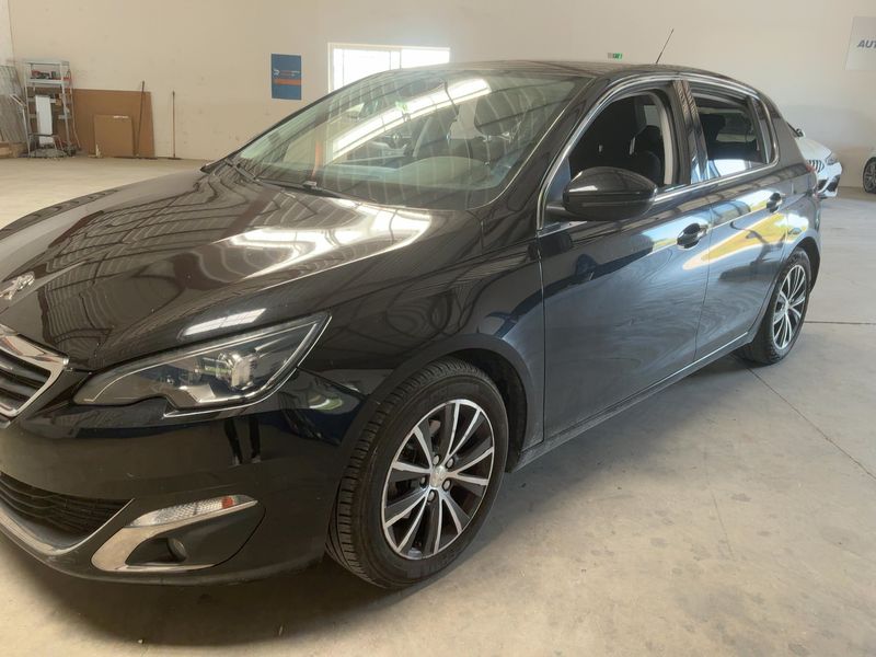 Peugeot 308 1.2 e-THP Allure 2016 – снимка 2