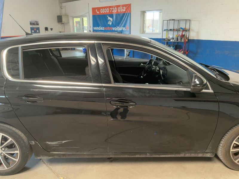 Peugeot 308 1.2 e-THP Allure 2016 – снимка 10