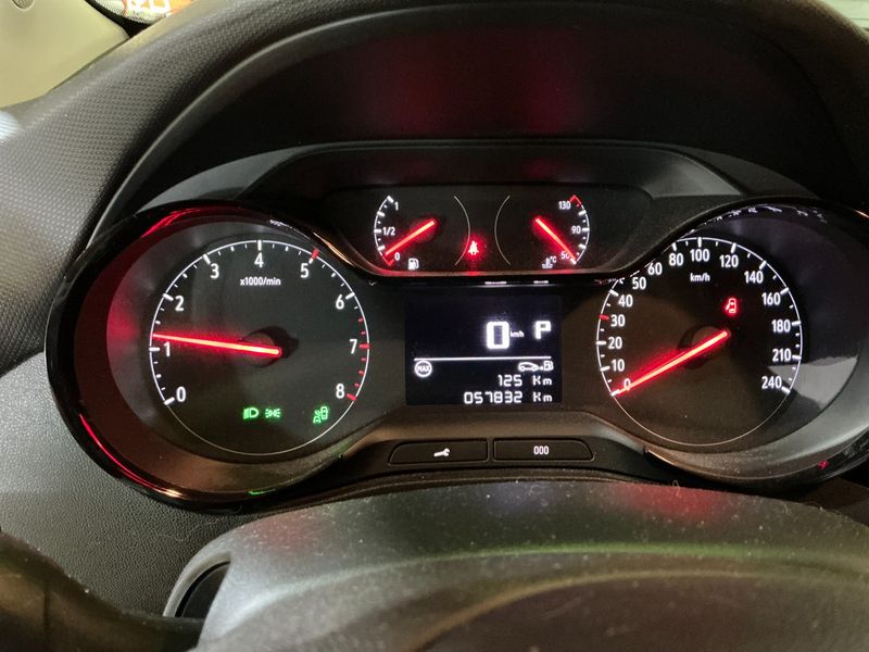 Opel Crossland X 1.2 Turbo 120 Jahre 2019 – снимка 18