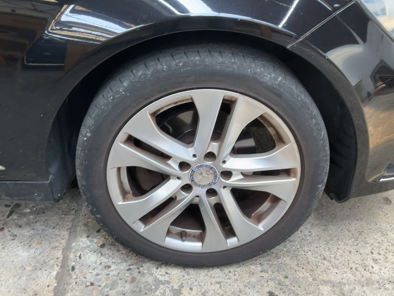 Mercedes-Benz C-Klasse C 220 CDI T BlueEfficiency Avantgarde 2013 – снимка 11