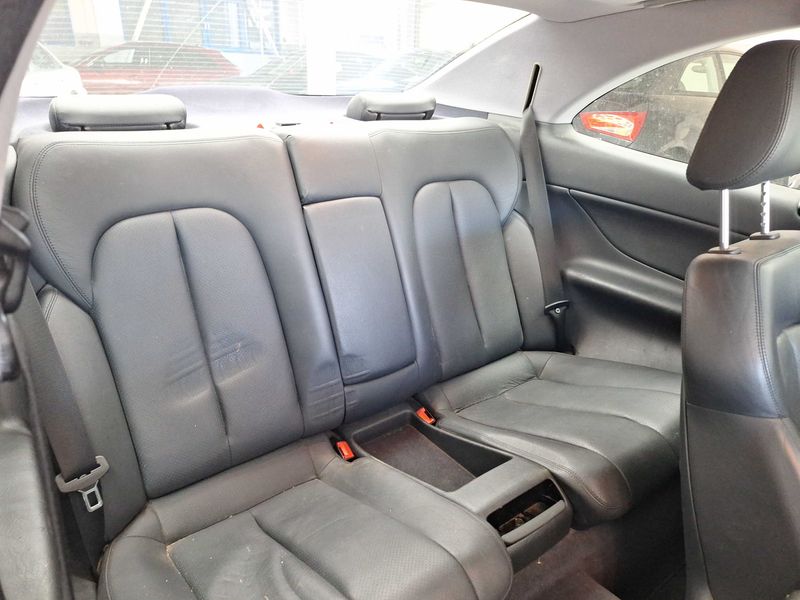 Mercedes-Benz CLK-Klasse CLK 230 Kompressor Elegance — zdjęcie 13