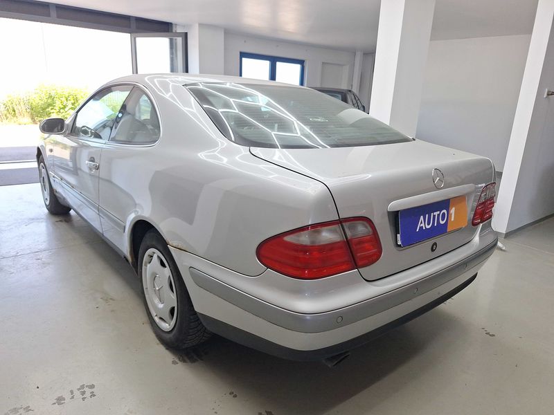 Mercedes-Benz CLK-Klasse CLK 230 Kompressor Elegance — zdjęcie 3