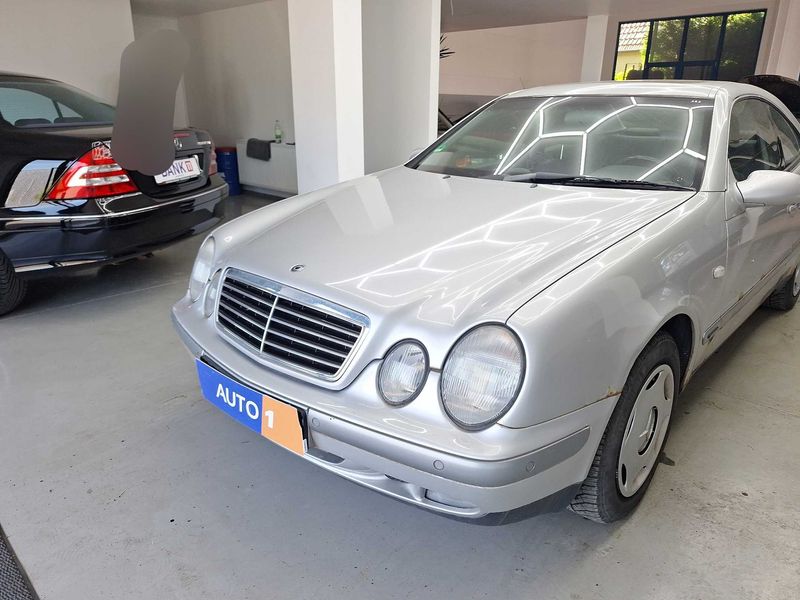 Mercedes-Benz CLK-Klasse CLK 230 Kompressor Elegance — zdjęcie 2