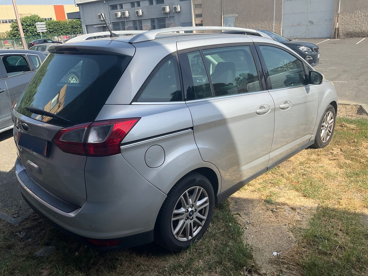 Ford Grand d'occasion