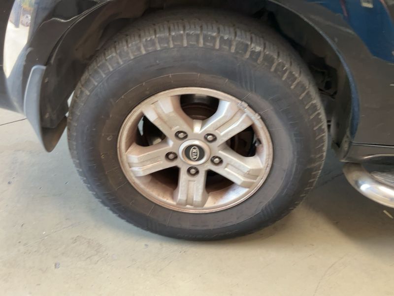 Kia Sorento 2.5 CRDi Active 2007 – снимка 9