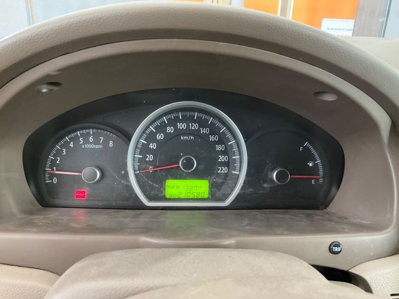 Kia Sportage 2.0 Active 2010 – снимка 4