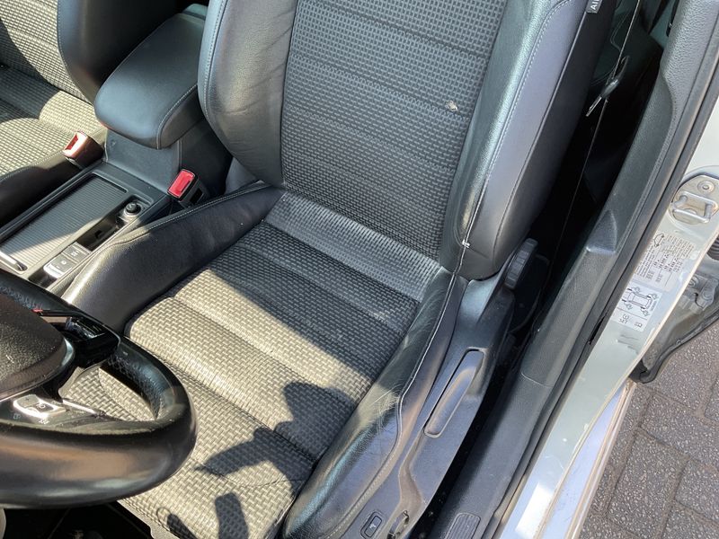 Volkswagen Golf VII 1.6 TDI Highline BlueMotion Tech 2015 – снимка 30