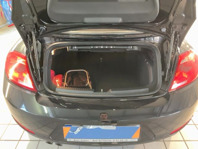 Volkswagen Beetle 2013 — photo 17